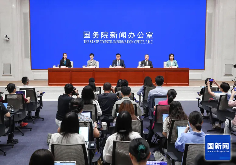 國新辦就【高質量完成“十四五”規劃系列主題新聞發布會】介紹“十四五”時期衛生健康工作發展成就有關情況舉行新聞發布會(文字實錄)